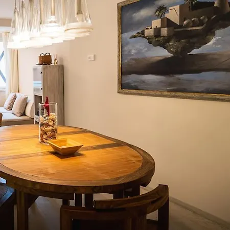 Apartment Casa Storica Design E Lusso A Dieci Mt Da *
